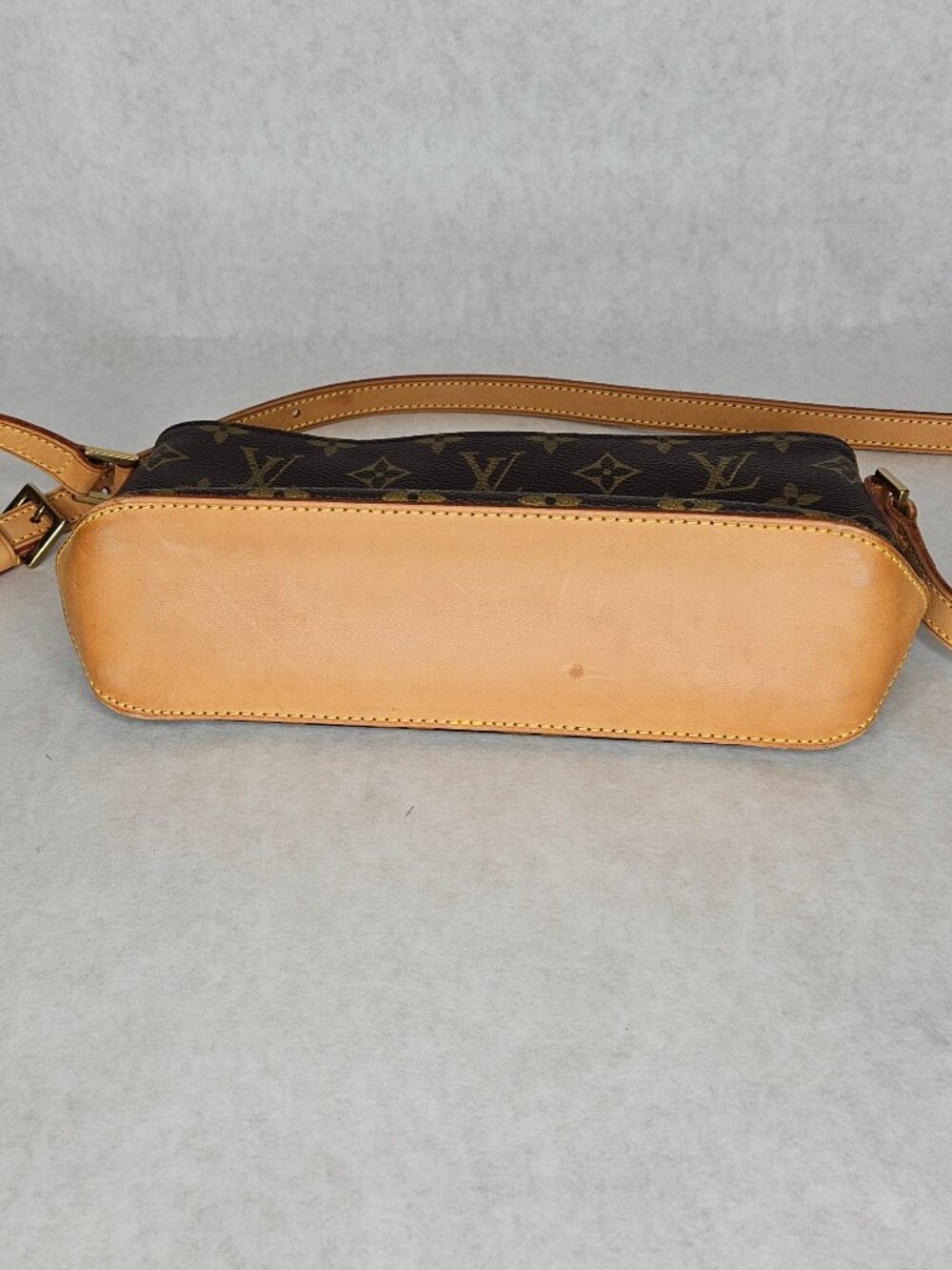 Louis Vuitton Monogram Trotteur Crossbody Handbag Purse with Strap - Picture 7 of 16
